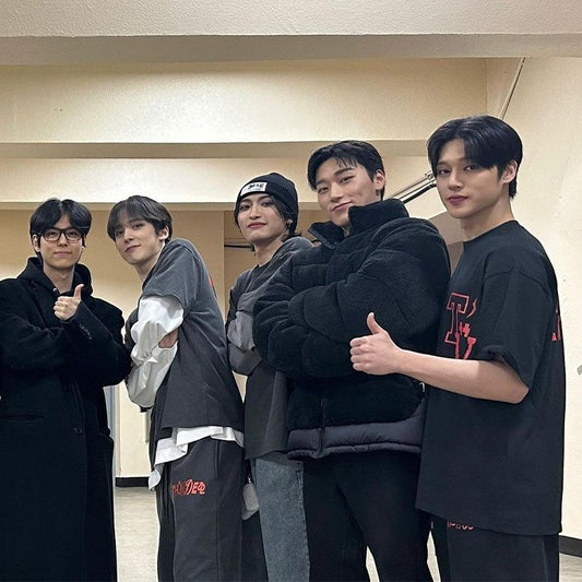 ATEEZ MERCH T-SHIRTS 2024 TOWARDS THE LIGHT 100% COTTON