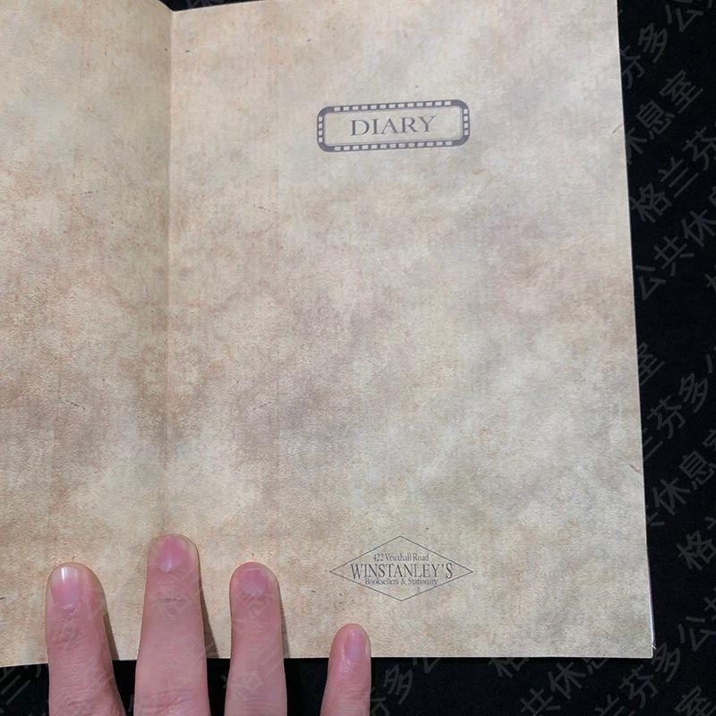 HARRY POTTER TOM RIDDLE'S DIARY