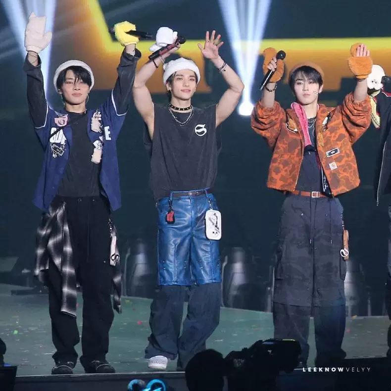 STRAY KIDS MERCH ATE TSHIRTS 100% COTTON