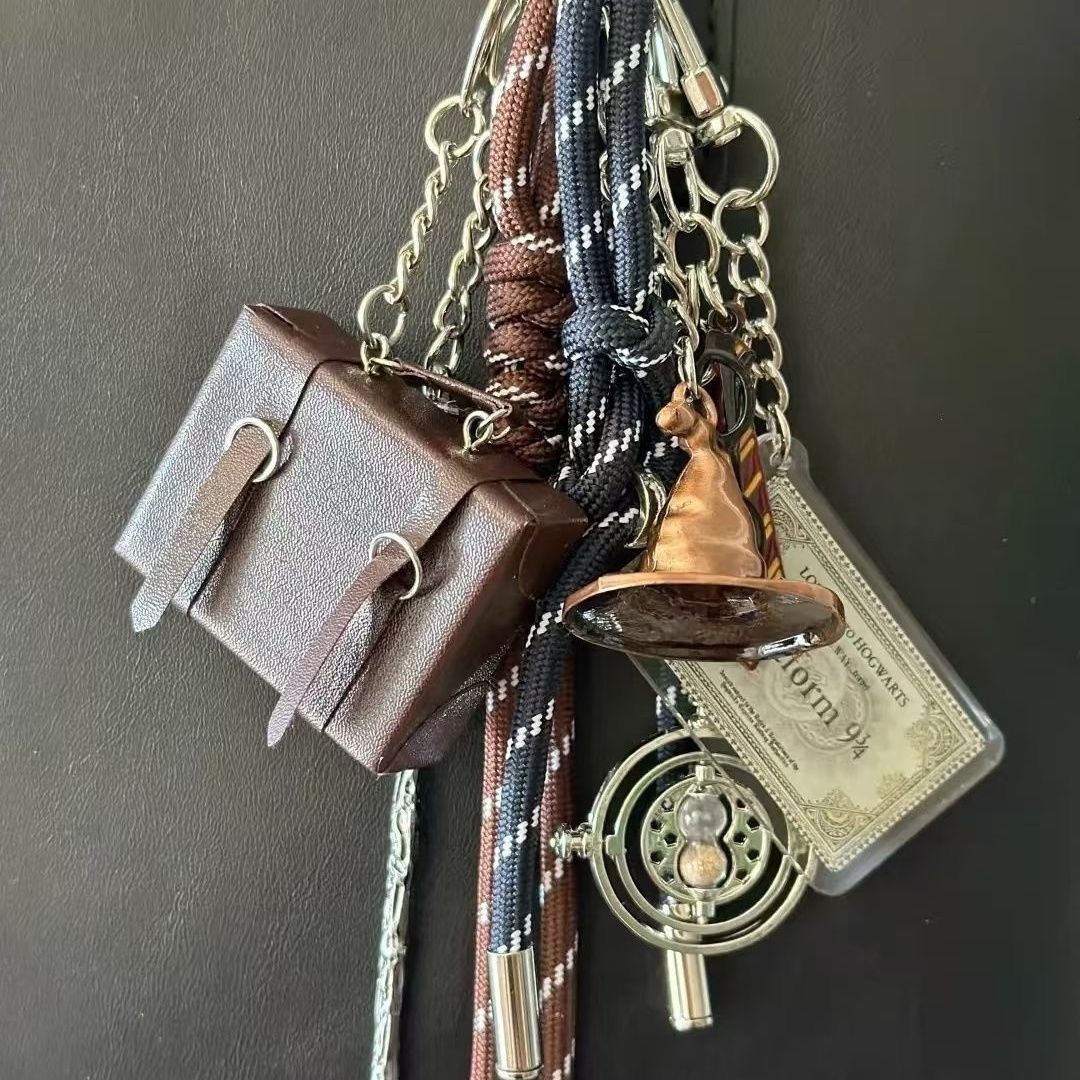 HARRY POTTER KEYRING