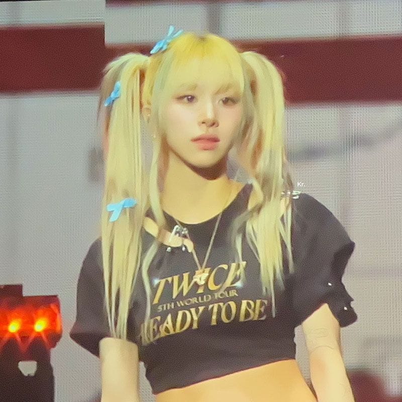 TWICE READY TO BE CROPPEDS/T SHIRTS 100% COTTON